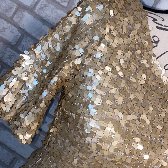Ark & Co Gold Sequin Cocktail Dress Short Sleeve Party Midi Size S NWT - Picture 3 of 5